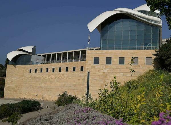 המוזיאון הישראלי מרכז רבין – תל אביב יפו