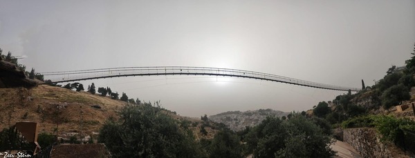 גשר מעל גיא בן הינום – ירושלים